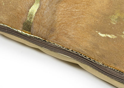 Close-up of the zipper detail on the Royal Honey Small luxury decorative cushion, crafted from gold patina calf leather, golden python, and soft sheepskin.