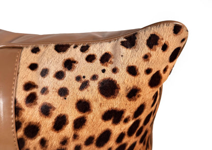 Close-up of the natural leopard hair-on-hide texture on the Savannah Grande luxury cushion.